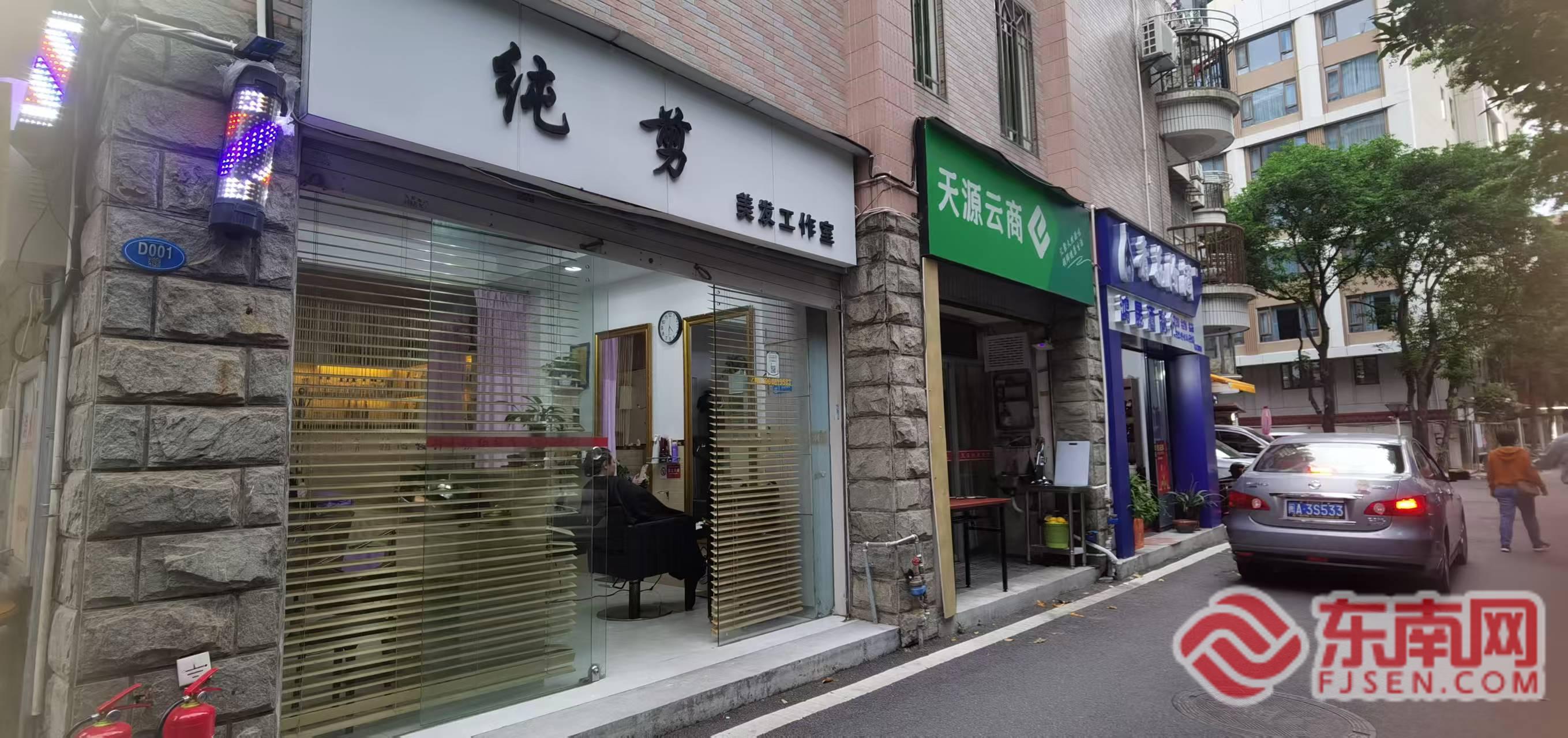 汽车堵门、推倒垃圾房…… “兄弟小区”冲突不断为哪般？(图3)