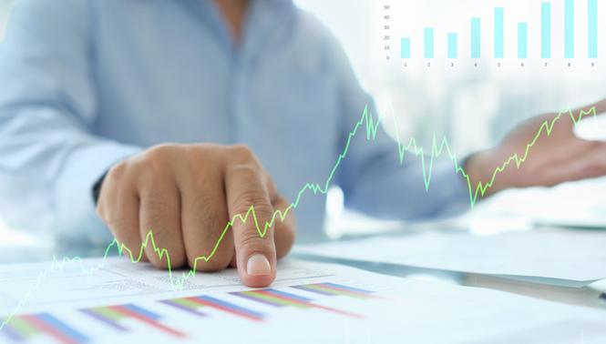 泉果基金研究部经理刚登峰：16年经验构建投资研究体系(图2)