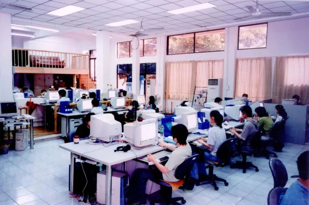 网龙连续13年登中国互联网百强，游戏教育业务遍布全球(图3)