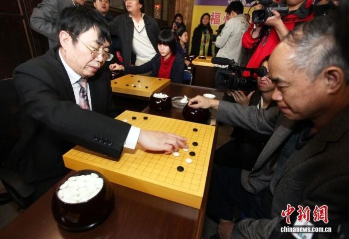 聂卫平因病离世，回顾其精彩往昔与围棋生涯中的高光时刻(图4)