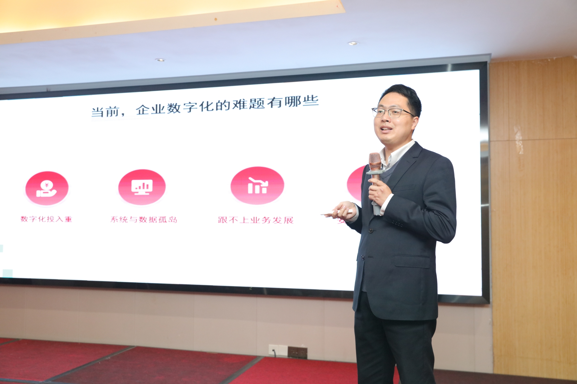 南平延平区酒店业协会年会召开，共商行业高质量发展大计(图13)