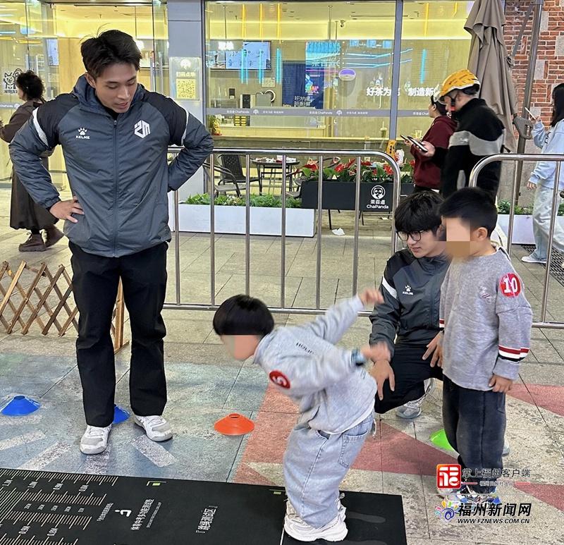 寒假福州体育外卖走俏，教练上门授课成家长新选择(图2)