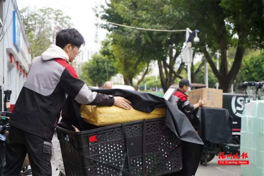 春节假期将至，顺丰京东物流服务及资源调节费情况公布(图2)