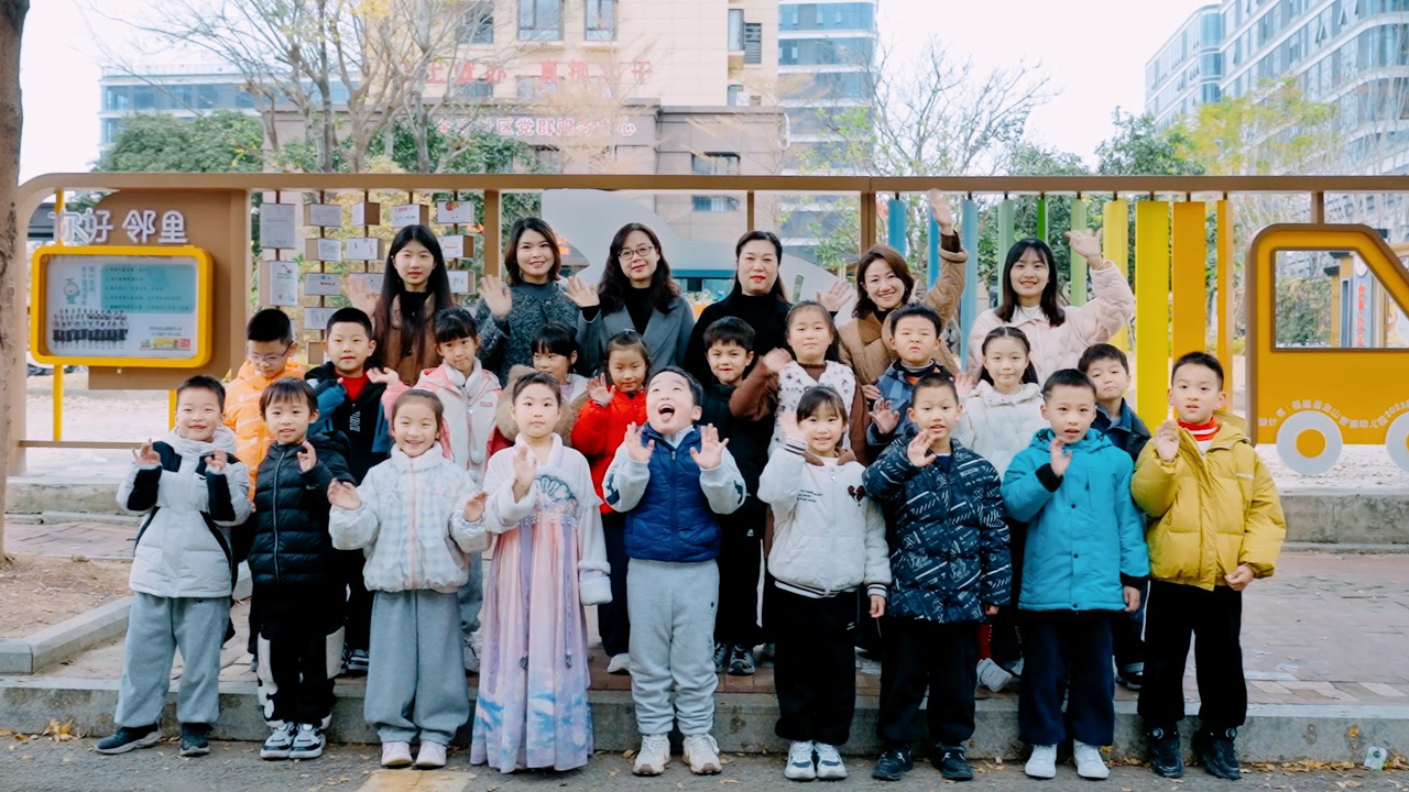 福州这面儿童彩绘墙超美！社区与幼儿园共建，孩子全程参与(图6)