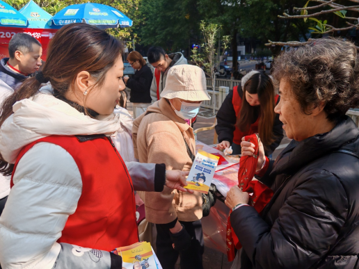 华大街道侨联等开展春节活动，送文化关怀与安全知识(图5)