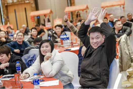 春运将至滴滴关怀司机，多地举办春节家宴和福利站活动(图1)