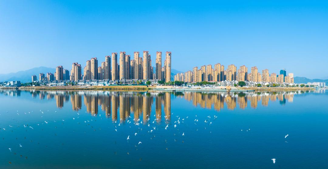 年关罗源县新能源企业忙生产，小县何以崛起打造千亿产业？(图8)