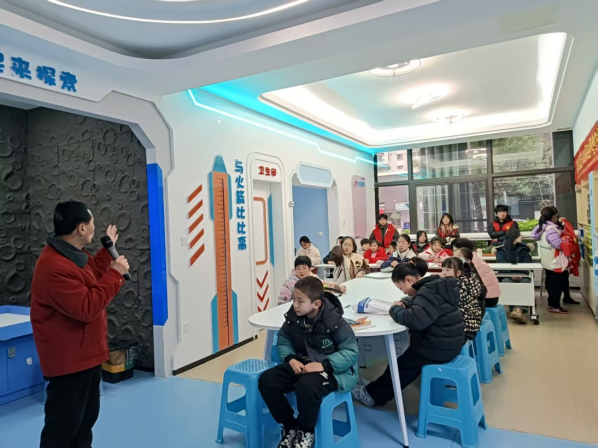 福州屏东社区举办青少年科普冬令营，孩子欢乐学知识交朋友(图2)