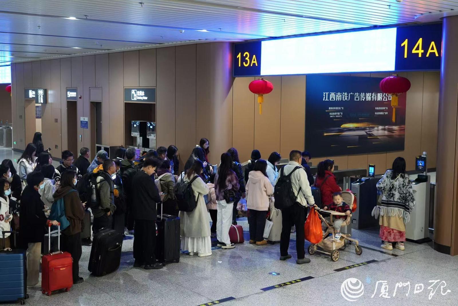 2月7日南铁旅客发送量增长，加开多趟列车保障春运出行(图1)