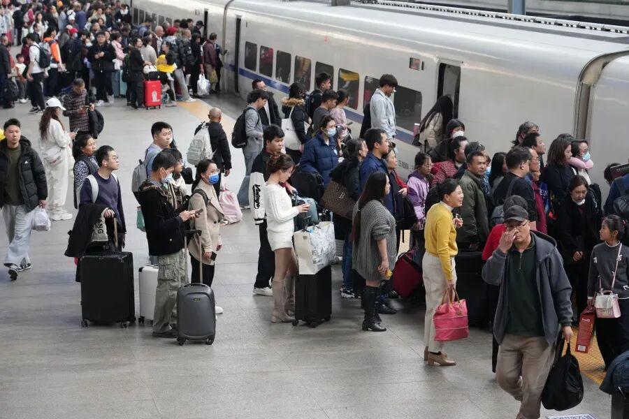 2月9日福州火车站春运客流及车票情况，各方向余票详情(图1)