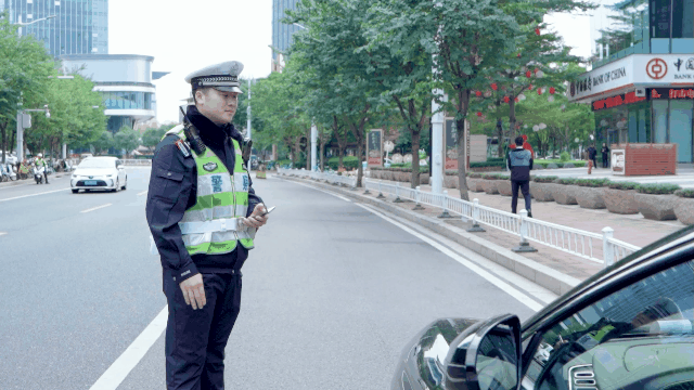 2026 年春节福州交警推九项便民服务，保障市民出行体验(图1)