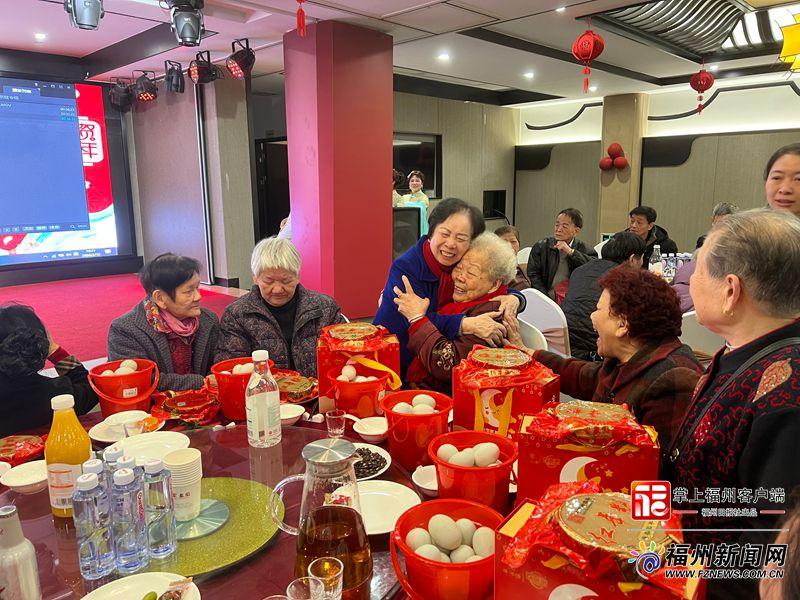 福州军门社区办2026年春节活动，温情年夜饭延续33年(图1)