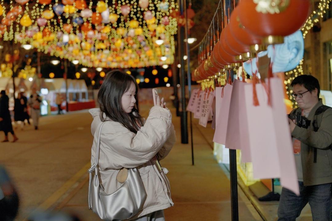 2026年‘漫步福州·网络大V行’之‘两马’灯会采风活动见闻(图14)